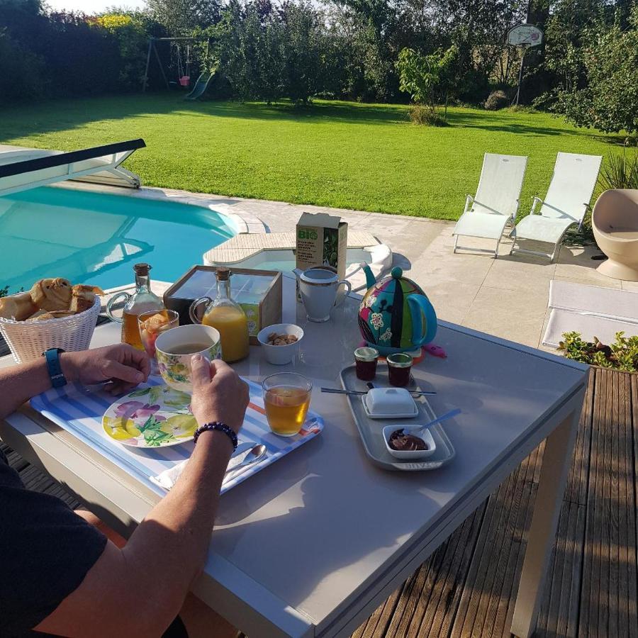 Grande Chambre Entre Caen Et La Mer Chambre Terrasse Jardin Et Piscine Mathieu Екстер'єр фото